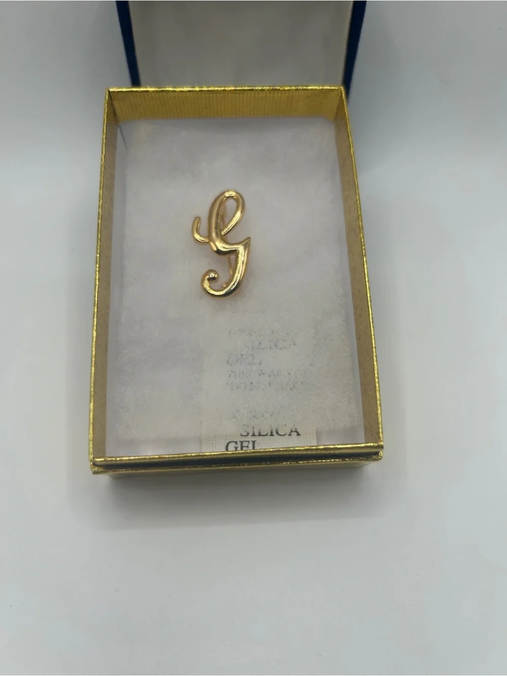 Vintage Gold Letter 'G' Initial Pin Brooch - Women's Accessory